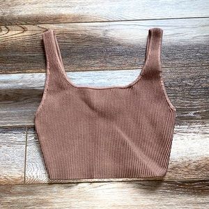 Aritzia babaton sculpt knit tank